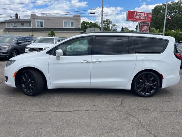 2018 Chrysler Pacifica Touring L Plus