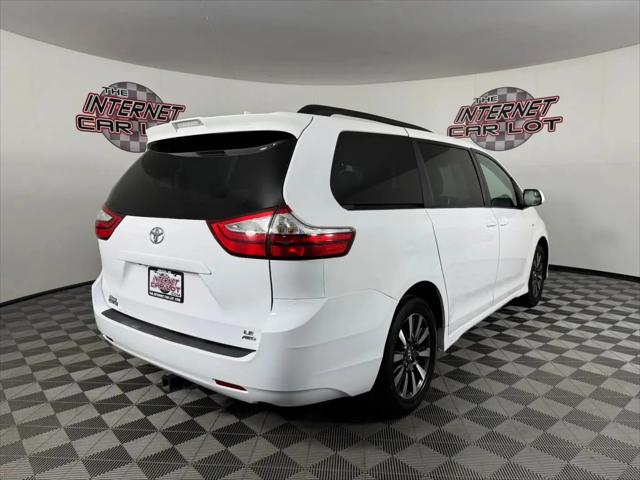 2019 Toyota Sienna LE 7 Passenger