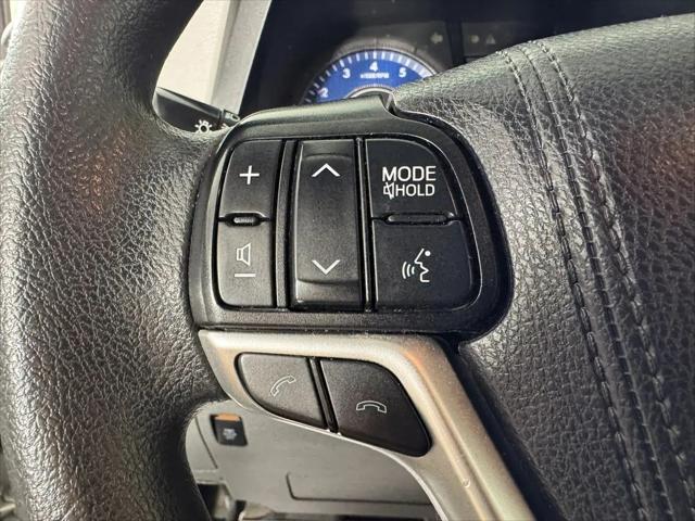 2019 Toyota Sienna LE 7 Passenger
