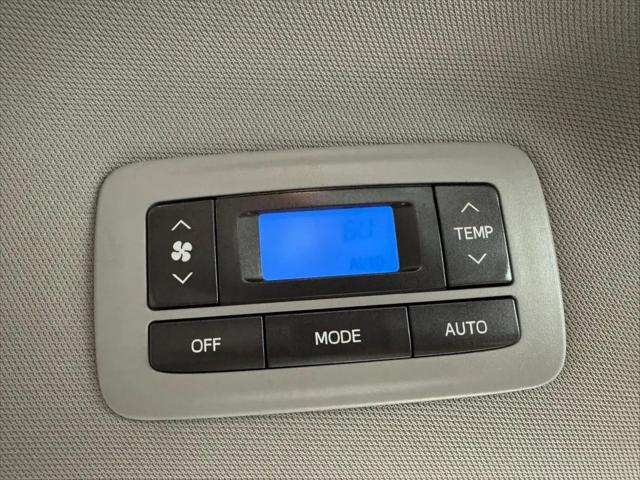 2019 Toyota Sienna LE 7 Passenger