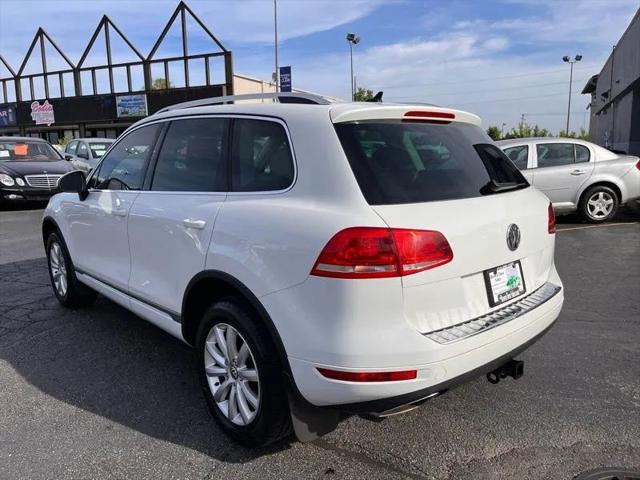 2012 Volkswagen Touareg TDI Sport