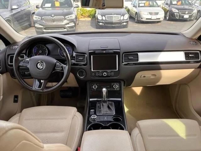 2012 Volkswagen Touareg TDI Sport
