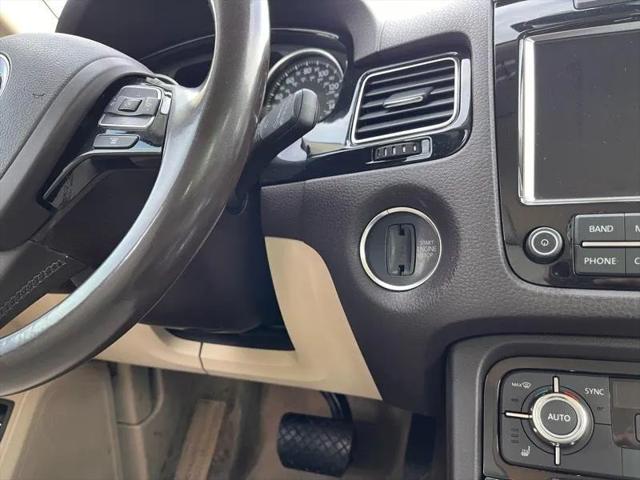2012 Volkswagen Touareg TDI Sport