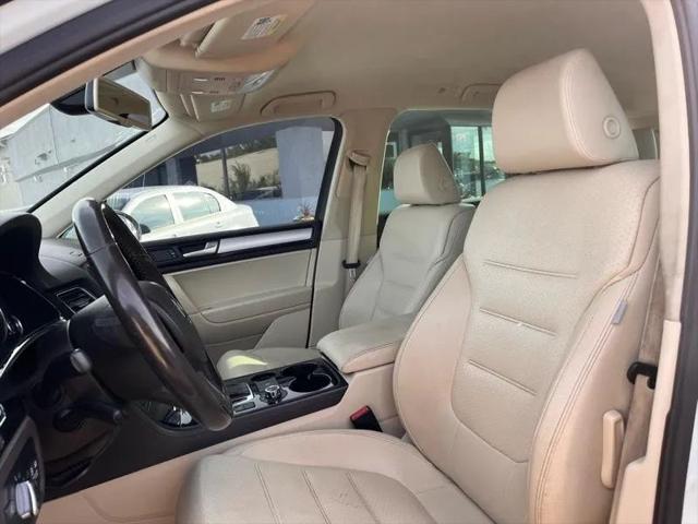 2012 Volkswagen Touareg TDI Sport