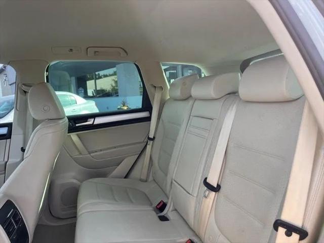 2012 Volkswagen Touareg TDI Sport