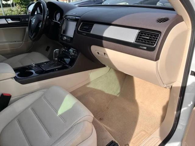 2012 Volkswagen Touareg TDI Sport