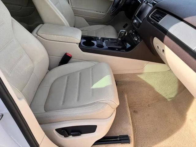 2012 Volkswagen Touareg TDI Sport