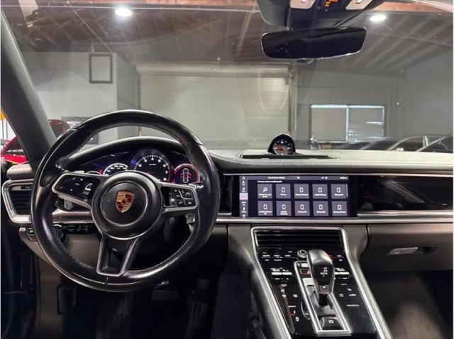 2020 Porsche Panamera 4