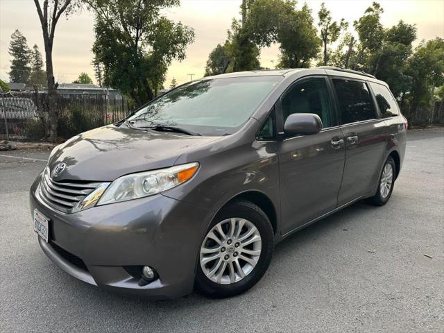2015 Toyota Sienna XLE 8 Passenger for sale in Hayward, CA