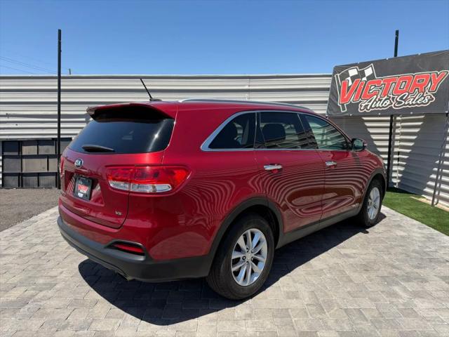 2016 Kia Sorento 3.3L LX