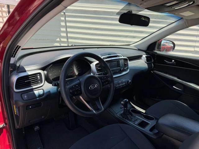 2016 Kia Sorento 3.3L LX