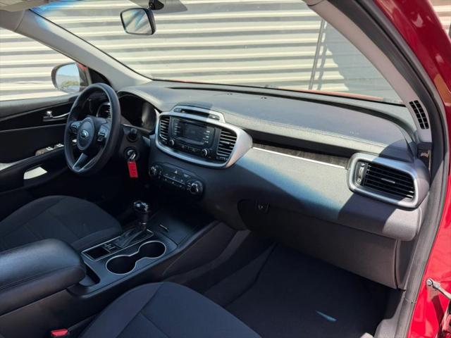 2016 Kia Sorento 3.3L LX