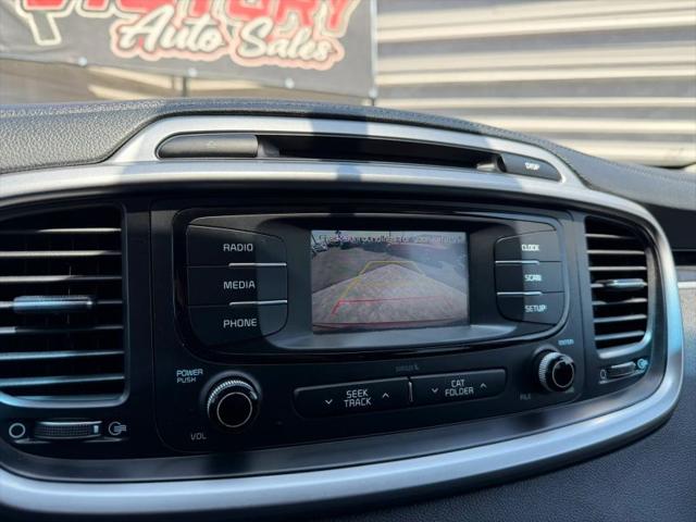 2016 Kia Sorento 3.3L LX