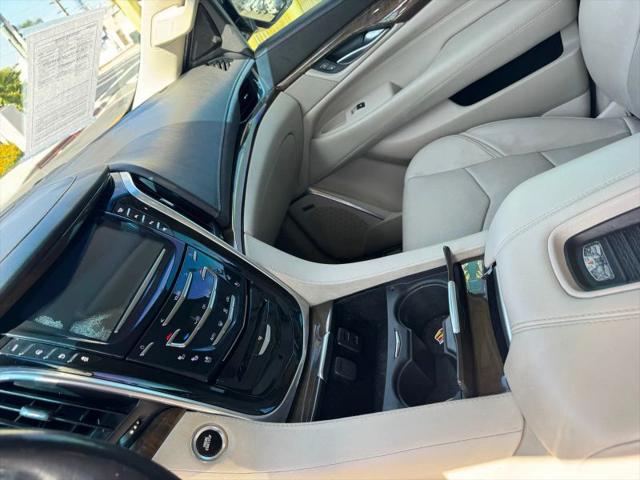 2018 Cadillac Escalade Luxury