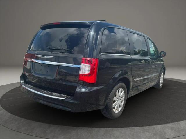 2015 Chrysler Town & Country Touring