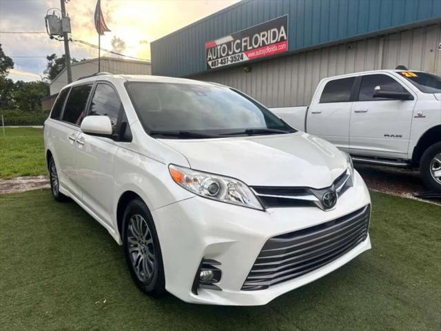 2018 Toyota Sienna XLE 8 Passenger for sale in Orlando, FL