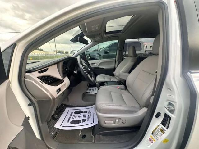 2018 Toyota Sienna XLE 8 Passenger