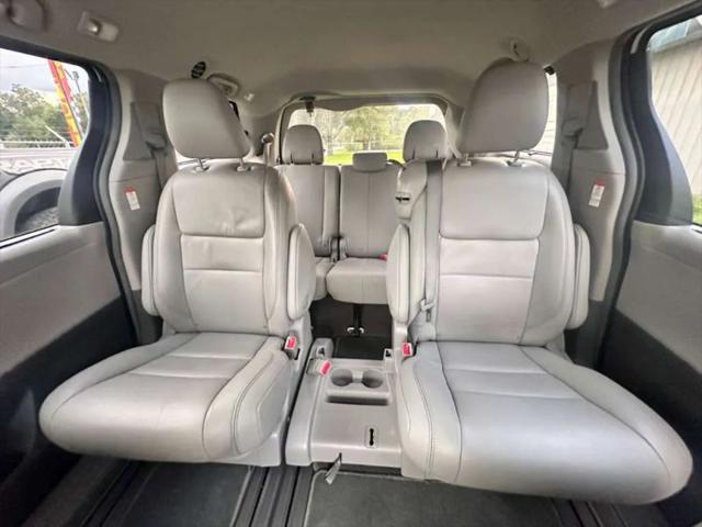 2018 Toyota Sienna XLE 8 Passenger