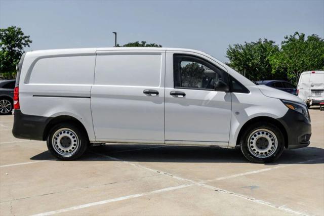 2018 Mercedes-Benz Metris Base