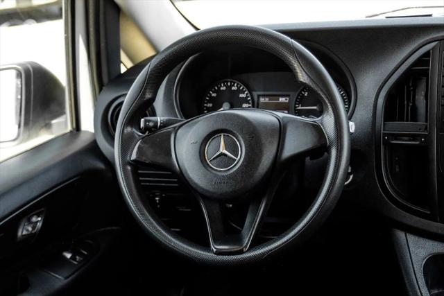 2018 Mercedes-Benz Metris Base