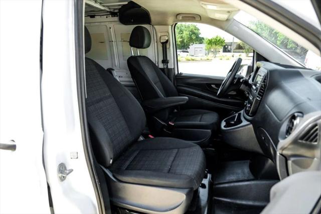 2018 Mercedes-Benz Metris Base
