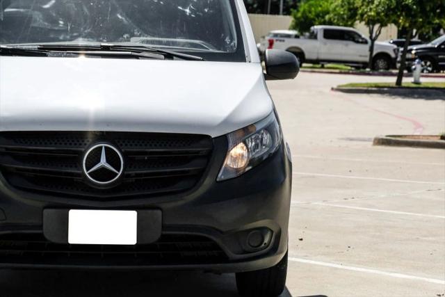 2018 Mercedes-Benz Metris Base