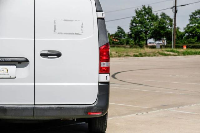 2018 Mercedes-Benz Metris Base