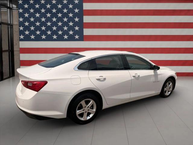 2024 Chevrolet Malibu FWD 1FL