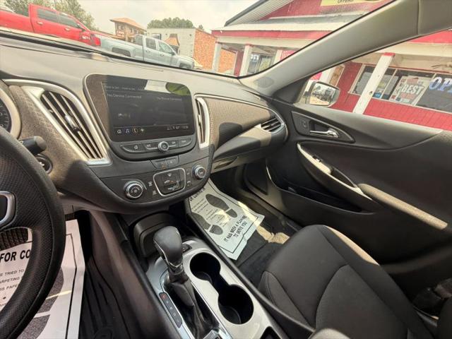 2024 Chevrolet Malibu FWD 1FL