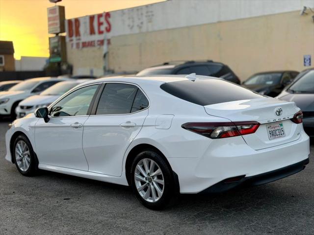 2022 Toyota Camry LE