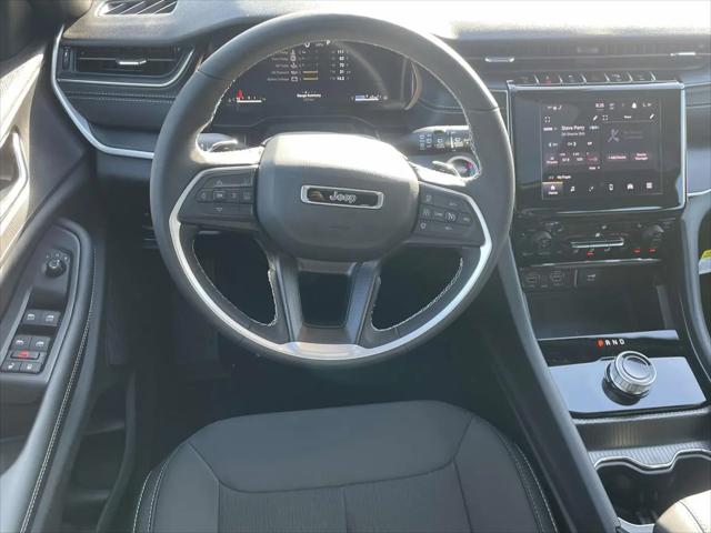2026 Jeep Grand Cherokee Altitude 4x2