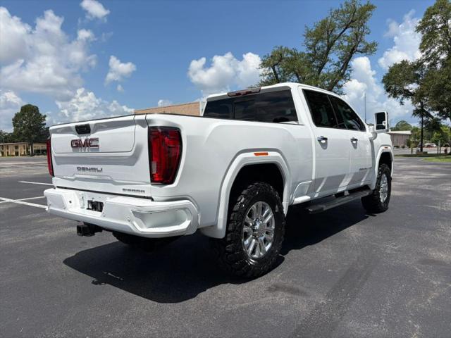 2020 GMC Sierra 2500HD 4WD Crew Cab Standard Bed Denali
