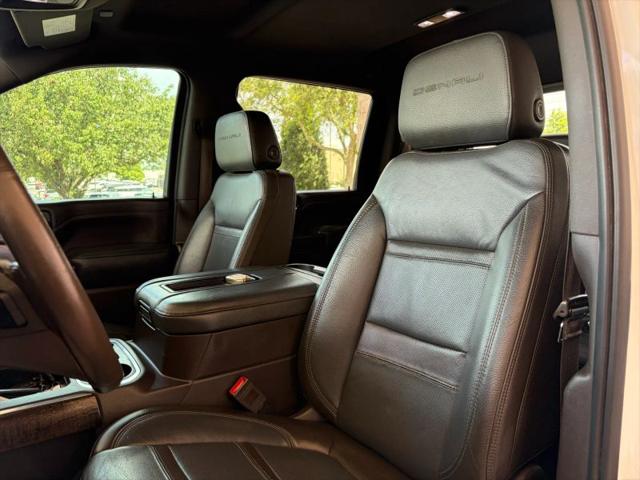 2020 GMC Sierra 2500HD 4WD Crew Cab Standard Bed Denali