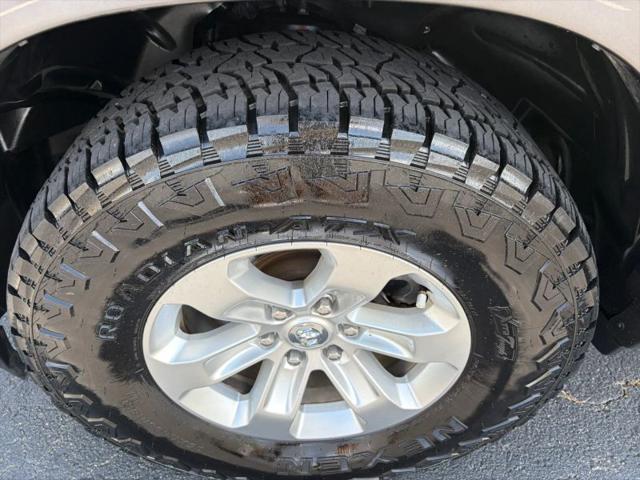 2020 Ram 1500 Laramie Quad Cab 4x4 6'4" Box
