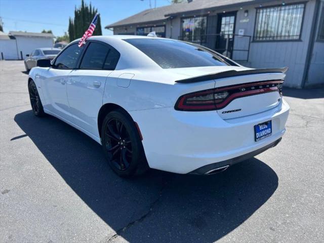 2017 Dodge Charger R/T RWD
