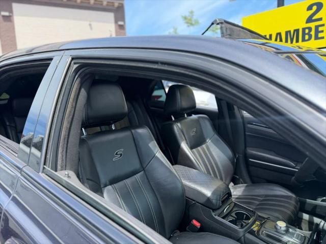 2018 Chrysler 300 300S
