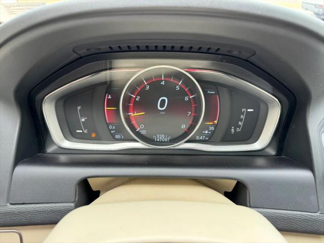 2016 Volvo XC60 T5 Drive-E Premier