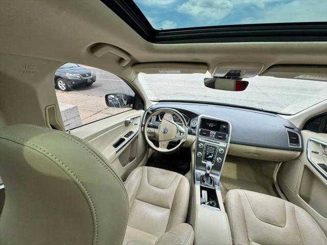 2016 Volvo XC60 T5 Drive-E Premier