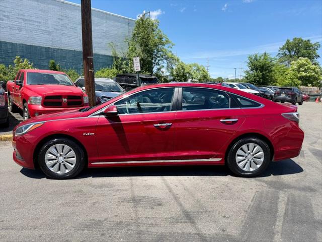 2016 Hyundai Sonata Hybrid SE
