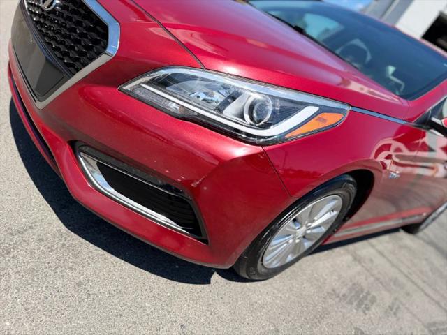 2016 Hyundai Sonata Hybrid SE