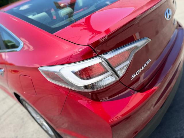 2016 Hyundai Sonata Hybrid SE