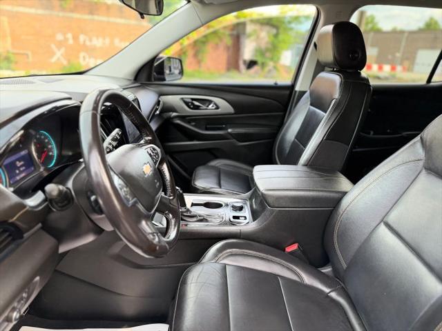 2020 Chevrolet Traverse AWD LT Leather