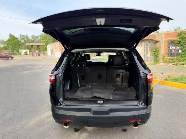 2020 Chevrolet Traverse AWD LT Leather
