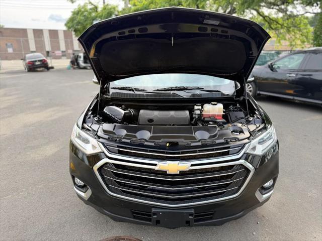 2020 Chevrolet Traverse AWD LT Leather