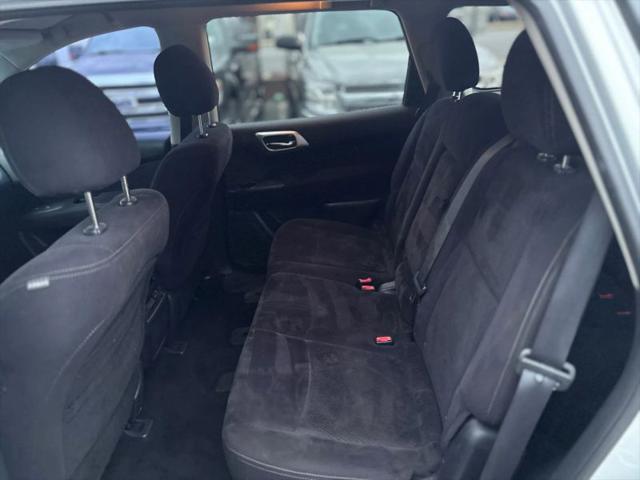 2013 Nissan Pathfinder SV
