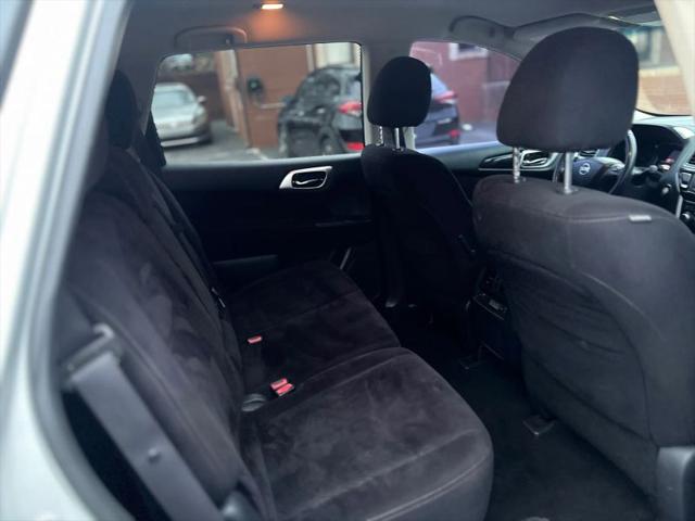 2013 Nissan Pathfinder SV