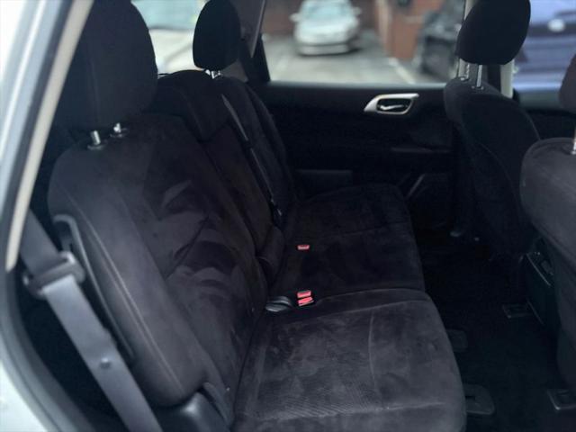 2013 Nissan Pathfinder SV
