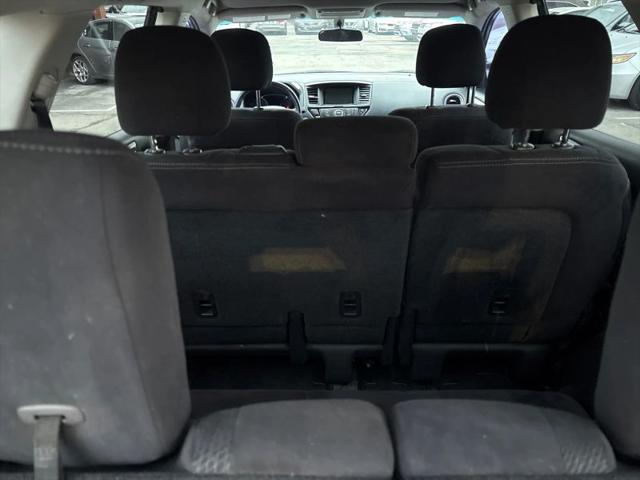 2013 Nissan Pathfinder SV