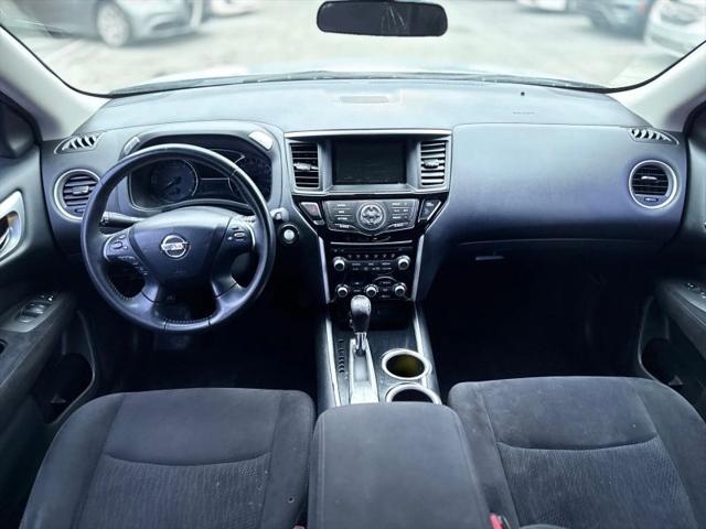 2013 Nissan Pathfinder SV