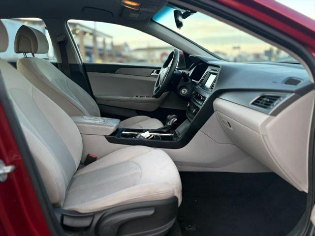 2016 Hyundai Sonata SE